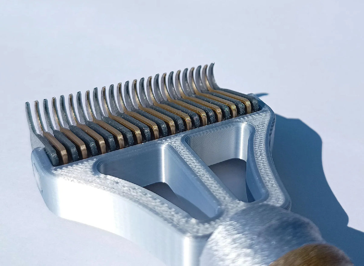 Professional Grooming Brush – Gentle, Effective, and Customizable Size & Color