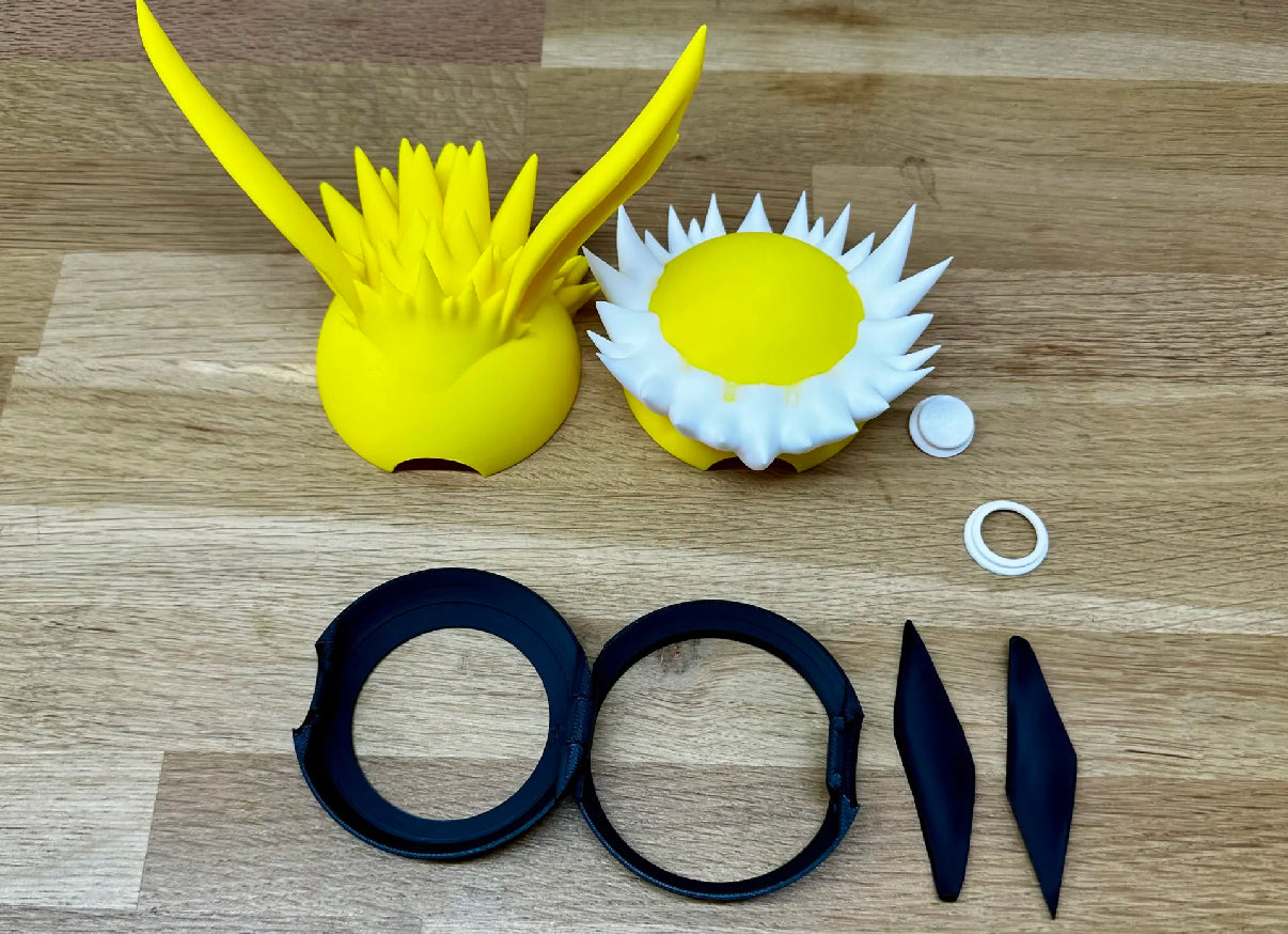 Jolteon Ball - Pokemon - Pokeball Functional