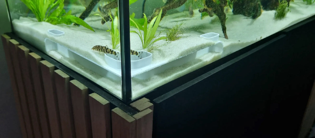 Fish Tank Corner Tunnel