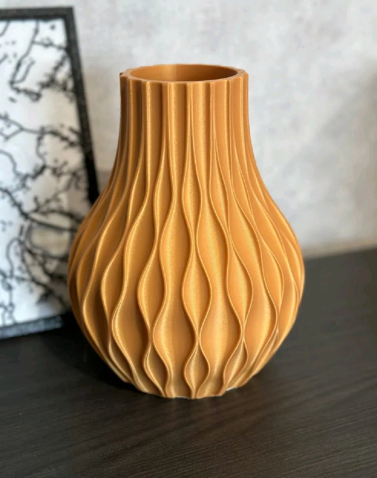 Vase for brick flowers v2