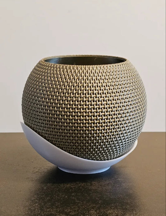 Weaved Planter