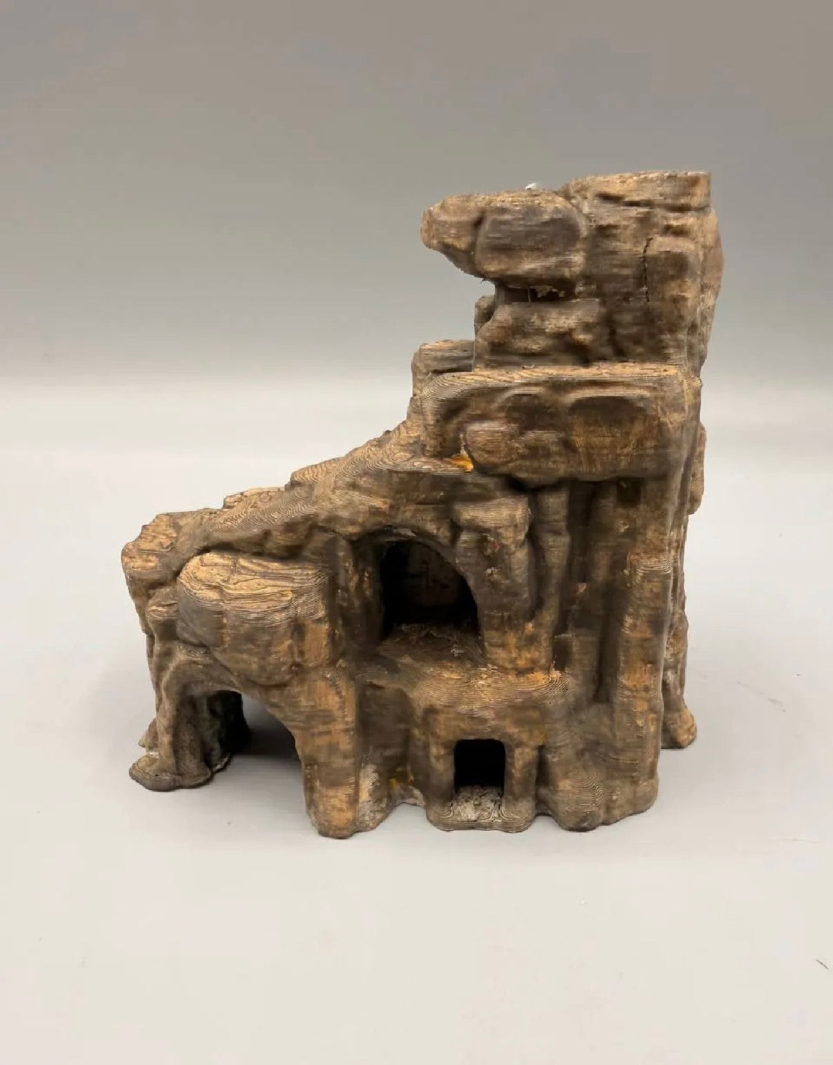 Desert cave aquarium 2 story