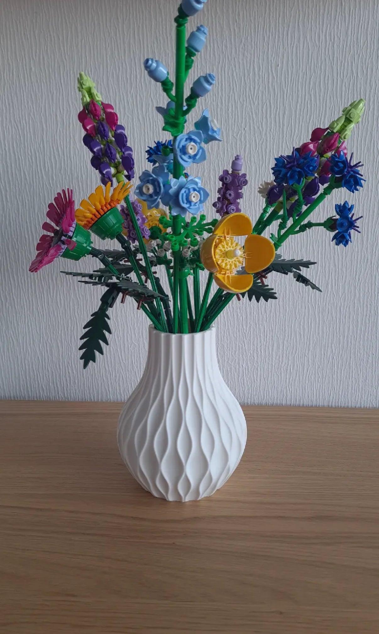 Vase for brick flowers v2